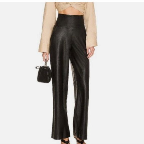 Commando Pants - Commando Elegant Black High-Waisted Women's Faux Leather Pants